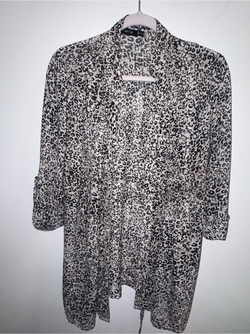 Apt. 9 Cream and Black Leopard Print Open Front Blouse